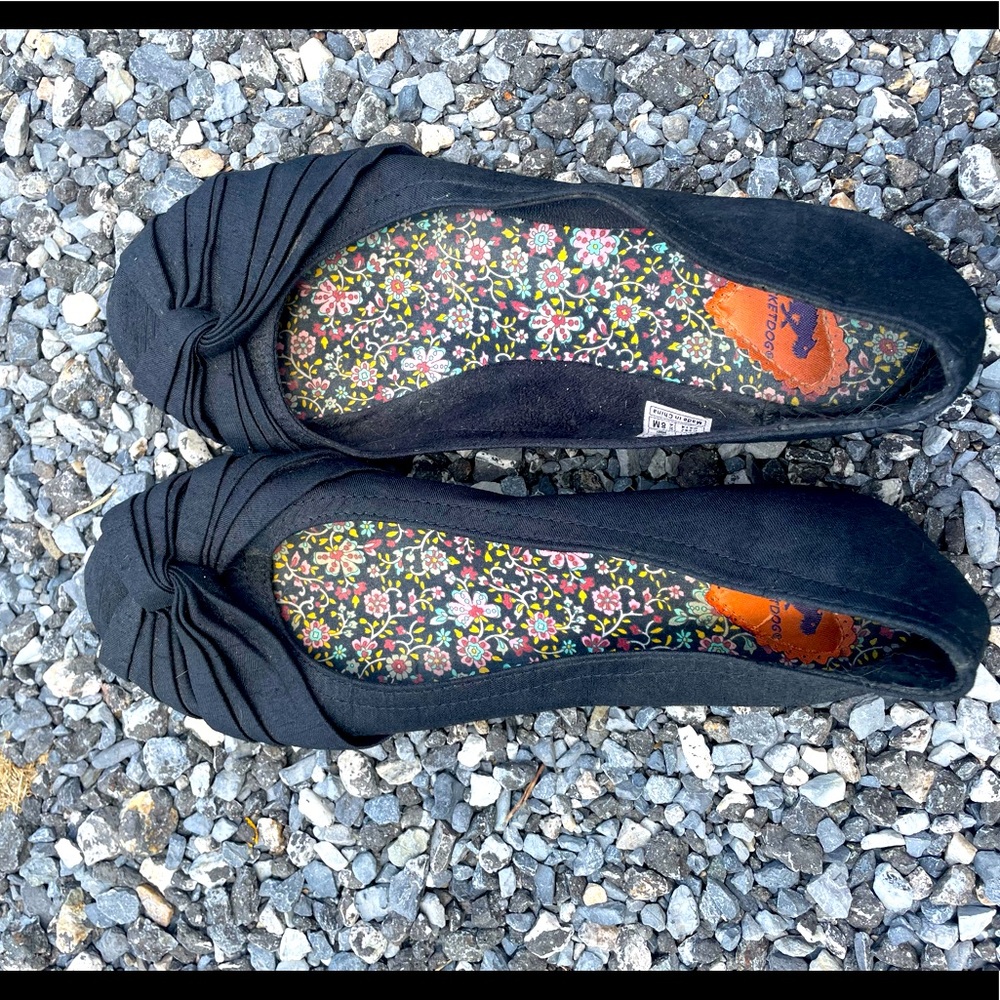 Black flats